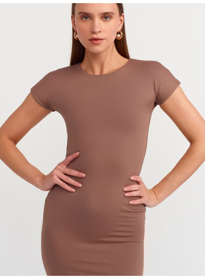 Dilvin Midi Bodycon Dress - Image 3